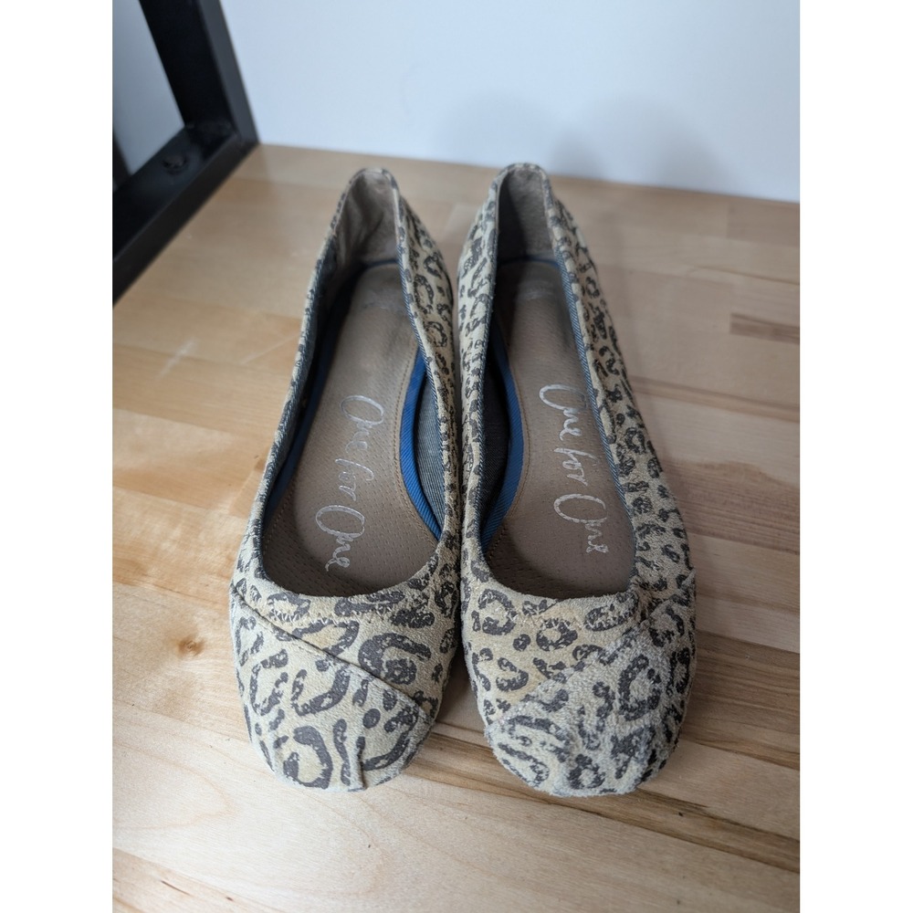 TOMS Leopard Print Ballet Flats Slip‎ On Casual Shoes Comfort Size 6 B1